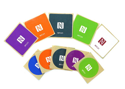 L'application des étiquettes anti-métal RFID